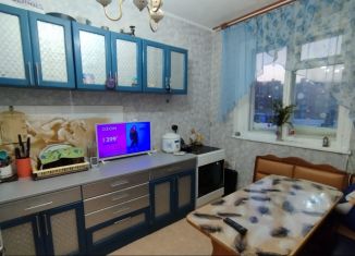 Продам 3-ком. квартиру, 72 м2, Красноярский край, Комсомольская улица, 19