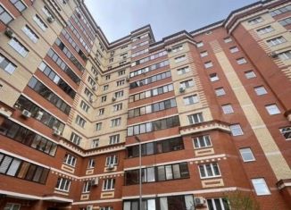 Продаю 2-ком. квартиру, 65 м2, Казань, Дубравная улица, 28