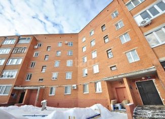 Продам 3-комнатную квартиру, 69 м2, Салават, улица Калинина, 86