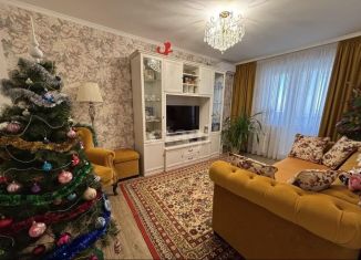 Продам двухкомнатную квартиру, 60 м2, Курск, проспект Вячеслава Клыкова, 70