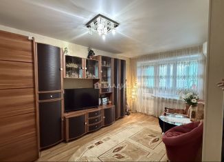 Продам 1-ком. квартиру, 34 м2, Ковров, улица Жуковского, 3