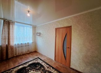 Продаю 2-ком. квартиру, 38 м2, Таганрог, улица Калинина, 98