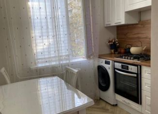 Продается двухкомнатная квартира, 48 м2, Чечня, улица У.А. Садаева, 16