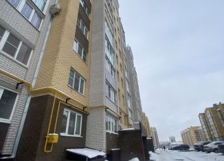 Продаю 3-ком. квартиру, 76.4 м2, Чебоксары, бульвар Олега Волкова, 3