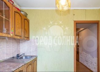 Продажа 1-ком. квартиры, 36 м2, Омск, улица Багратиона, 84