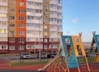 Продам 2-ком. квартиру, 65 м2, Ростовская область