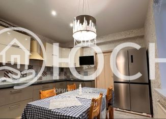 3-комнатная квартира на продажу, 91.2 м2, деревня Малые Колпаны, микрорайон Речной, 3