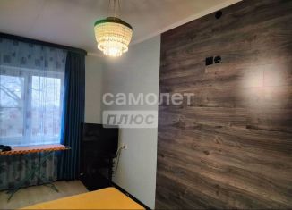 Продаю 2-комнатную квартиру, 45 м2, Ейск, Октябрьская улица, 197