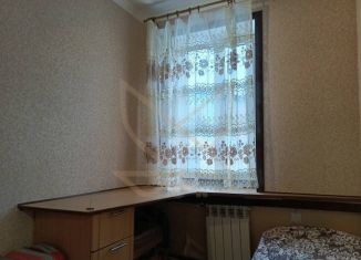 Продам четырехкомнатную квартиру, 64 м2, Ставропольский край, Октябрьская улица, 28