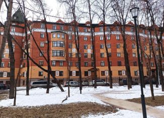 Продается четырехкомнатная квартира, 167.3 м2, Москва, 3-й Донской проезд, 1, станция Площадь Гагарина