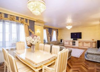 Продажа многокомнатной квартиры, 460 м2, Тюмень, улица Челюскинцев, 29