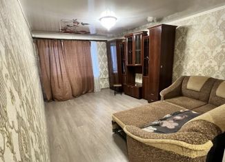 Продажа 2-комнатной квартиры, 48 м2, Данилов, улица Земляной Вал, 20А