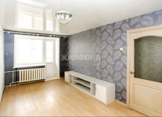 Продажа трехкомнатной квартиры, 61 м2, Барнаул, улица Малахова, 77