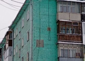 Продаю 2-ком. квартиру, 40.2 м2, Осинники, улица Победы, 33