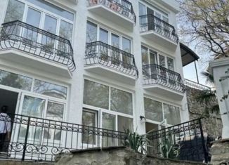 Продаю квартиру студию, 17 м2, Алупка, шоссе Свободы, 2