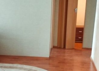 Сдам в аренду трехкомнатную квартиру, 58 м2, Новосибирск, улица Кошурникова, 9, метро Маршала Покрышкина