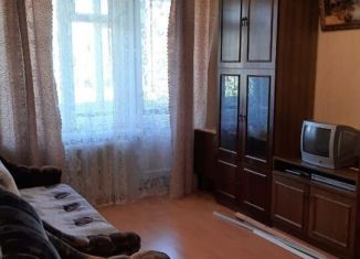 Сдается двухкомнатная квартира, 42 м2, Колпино, набережная Комсомольского канала, 21