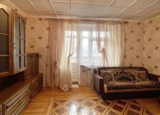 Продам 3-комнатную квартиру, 60 м2, Сальск, улица Халтурина, 19