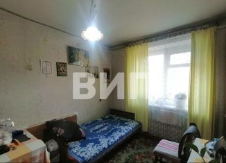Продам 3-комнатную квартиру, 83 м2, поселок городского типа Красносельский, Красная улица, 98