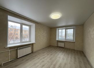 2-комнатная квартира на продажу, 46 м2, поселок городского типа Актюбинский, улица Губкина, 5