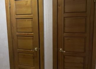 Сдаю в аренду 2-комнатную квартиру, 48 м2, Абакан, улица Стофато, 10