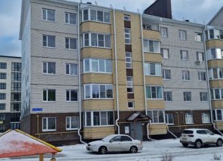 Продажа 2-комнатной квартиры, 59.4 м2, Бобров, улица имени Кирова, 24А