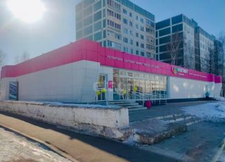 Продаю торговую площадь, 740 м2, поселок городского типа Камские Поляны, 1-й микрорайон, 15