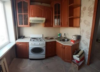 Продаю 2-комнатную квартиру, 48 м2, Чита, улица Евгения Гаюсана, 32