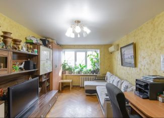 Продам 3-комнатную квартиру, 61 м2, Ростовская область, проспект Ленина, 42Б