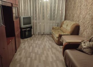 Сдача в аренду двухкомнатной квартиры, 62 м2, Курчатов, улица Строителей, 5