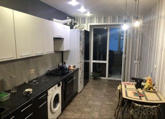 Продаю 2-комнатную квартиру, 65.2 м2, Углич, Ростовская улица, 53