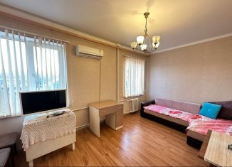 Продается 2-комнатная квартира, 40 м2, Владикавказ, улица Маркова, 32
