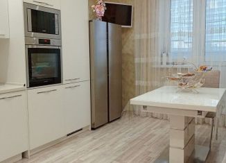 Продается двухкомнатная квартира, 72.6 м2, Солнечногорск, улица Баранова, 12