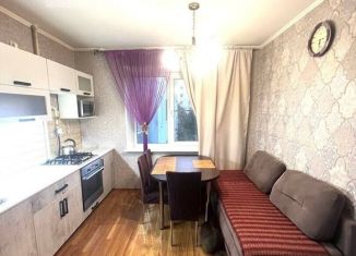 Продается трехкомнатная квартира, 64 м2, Омская область, улица Конева, 28
