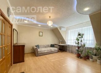 Продам трехкомнатную квартиру, 107.2 м2, Астрахань, улица Ахшарумова, 163А