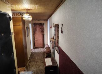 Продам трехкомнатную квартиру, 62.5 м2, Курская область, улица 70 лет Октября, 3