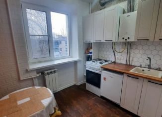 Продается 2-ком. квартира, 45 м2, Батайск, микрорайон Авиагородок, 17