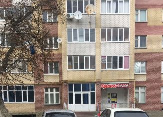 Продам торговую площадь, 114 м2, Саранск, Республиканская улица, 7
