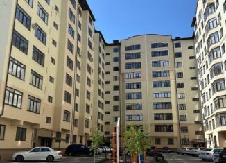 Продам 3-ком. квартиру, 93 м2, Кабардино-Балкариия, улица Шарданова, 48к1