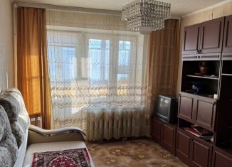 Продам 2-ком. квартиру, 41 м2, Братск, Спортивная улица, 6Б