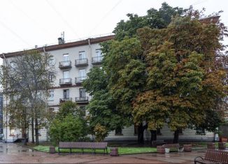 Продам 3-комнатную квартиру, 91.2 м2, Санкт-Петербург, улица Академика Лебедева, 31, метро Площадь Ленина