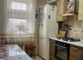 Продажа 3-ком. квартиры, 63 м2, Сальск, улица Халтурина, 21