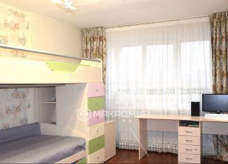 Продажа 2-комнатной квартиры, 57.6 м2, Брянск, улица Кутузова, 44