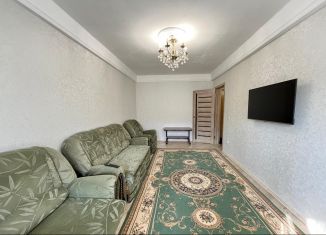 Сдаю 2-ком. квартиру, 48 м2, Дагестан, улица Ленина, 23