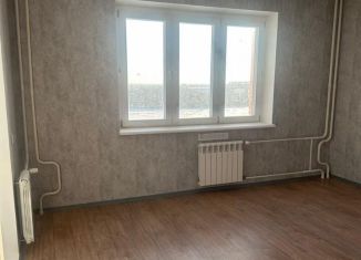 Продается 1-комнатная квартира, 52 м2, Омск, улица Леонида Маслова, 5