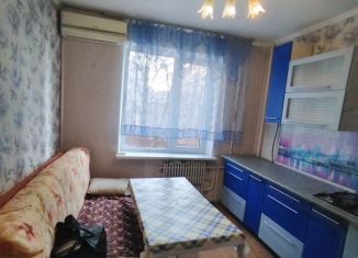 Аренда двухкомнатной квартиры, 54 м2, Ставрополь, улица Чехова, 83/1