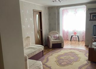 Трехкомнатная квартира в аренду, 72 м2, Крым, Спортивная улица, 11