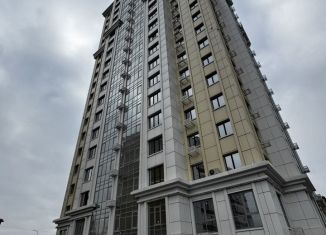 Продажа 3-ком. квартиры, 104.1 м2, Грозный, улица Ризвана Исаевича Гайдабаева, 37