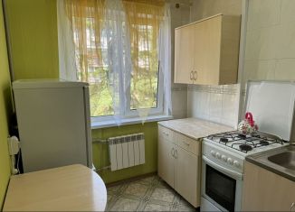 Продам однокомнатную квартиру, 37 м2, Алушта, Партизанская улица, 36