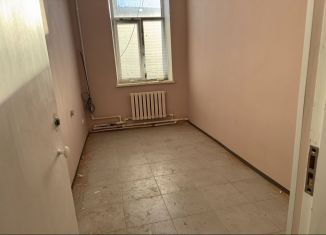 Сдаю помещение свободного назначения, 10 м2, Октябрьский, улица Островского, 6/16